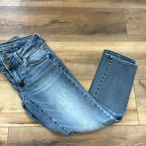 American Eagle artist crop